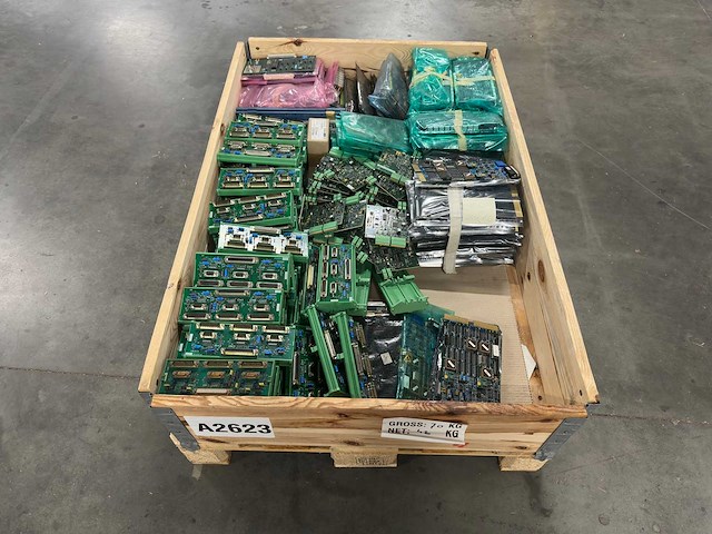 Fidia - partij industriële printplaten & modules - afbeelding 1 van  10