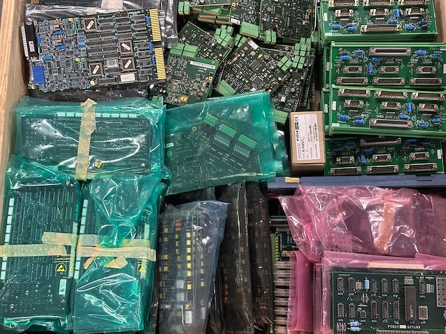 Fidia - partij industriële printplaten & modules - afbeelding 4 van  10