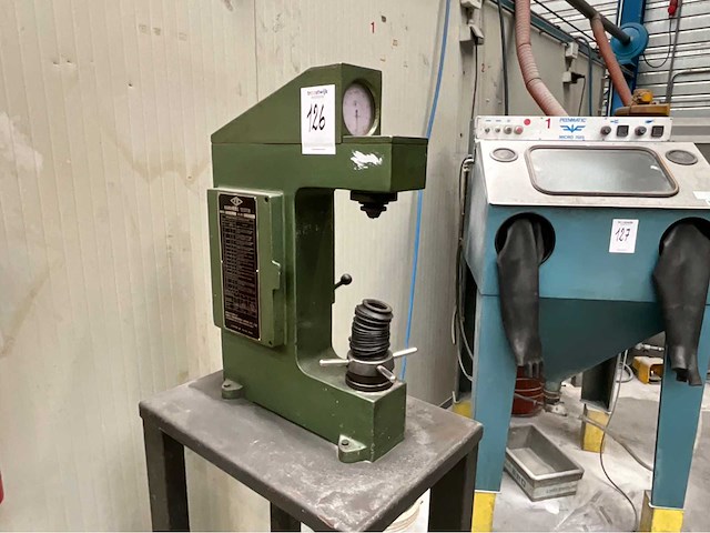 Fie saroj engineering udyog pvtq ra manuele hardheidstester - afbeelding 3 van  5