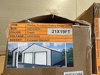 Field 2119 she metalen garage met 2 elektrische roldeuren, 36,5 m2 / 5,80x6,30 meter - afbeelding 8 van  8