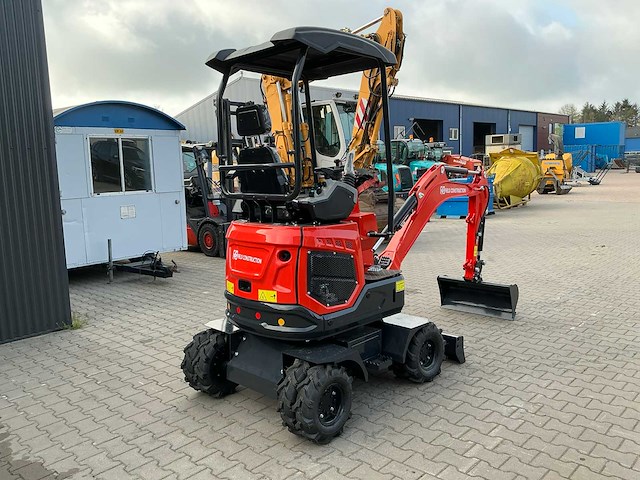 Field construction hft-15 banden graafmachine / mobiele kraan - afbeelding 32 van  36