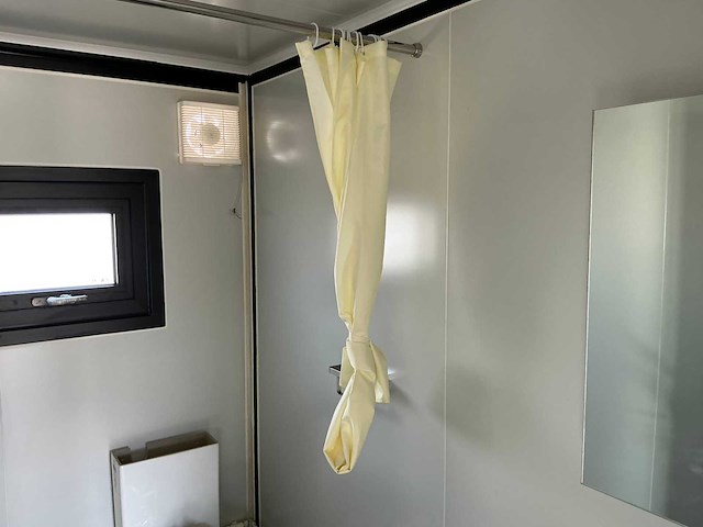 Field facilities mobiele woonunit / tiny home / chalet met badkamer - afbeelding 15 van  41