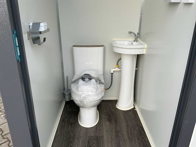 Field facility sanitairunit / douche-/wc-unit - afbeelding 16 van  19