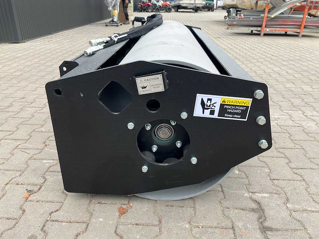 Field industries 1800 vibratory roller trilwals / verdichter voor schranklader of rupslader - afbeelding 8 van  10