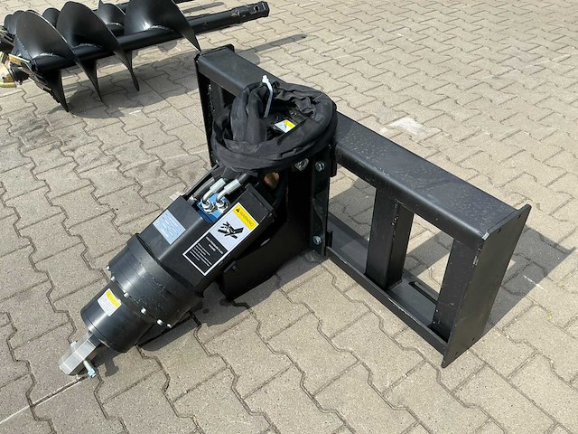 Field industries 450/200 set hydraulische grondboren schranklader - afbeelding 25 van  26