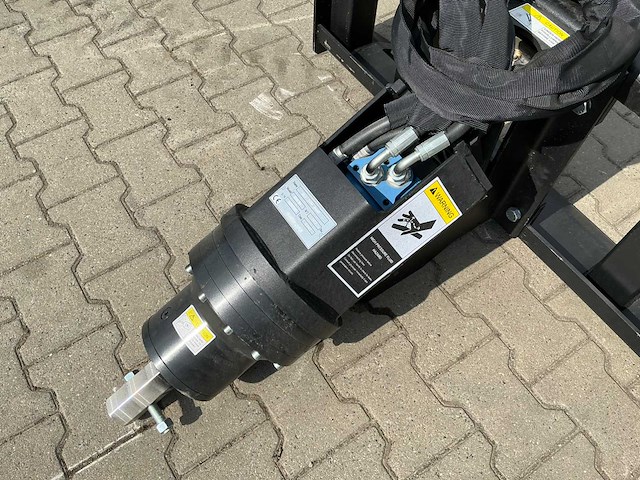 Field industries 450/200 set hydraulische grondboren schranklader - afbeelding 21 van  23