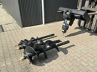 Field industries 450/200 set hydraulische grondboren schranklader - afbeelding 21 van  26