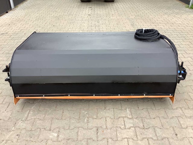 Field industries hydraulische rolbezem voor schranklader (180 cm) - afbeelding 7 van  7