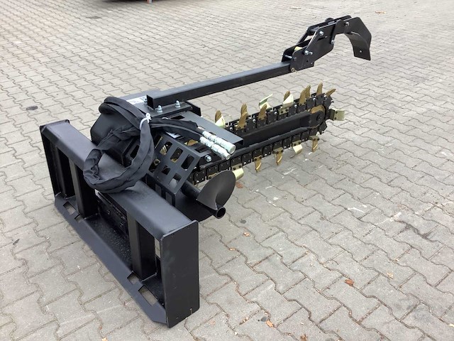 Field industries trencher / kettinggraver - afbeelding 13 van  16