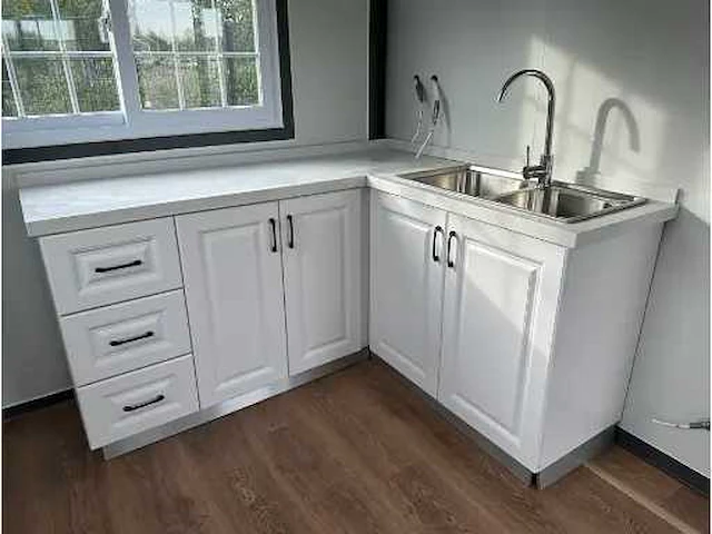 Field mobiele woonunit / tiny home / chalet met 2 slaapkamers + keuken - afbeelding 7 van  49