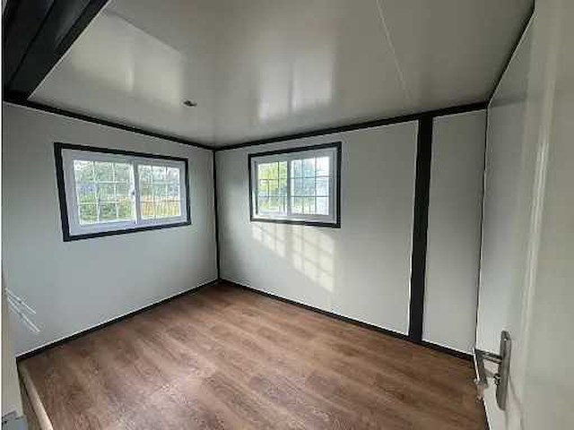 Field mobiele woonunit / tiny home / chalet met 2 slaapkamers + keuken - afbeelding 14 van  45