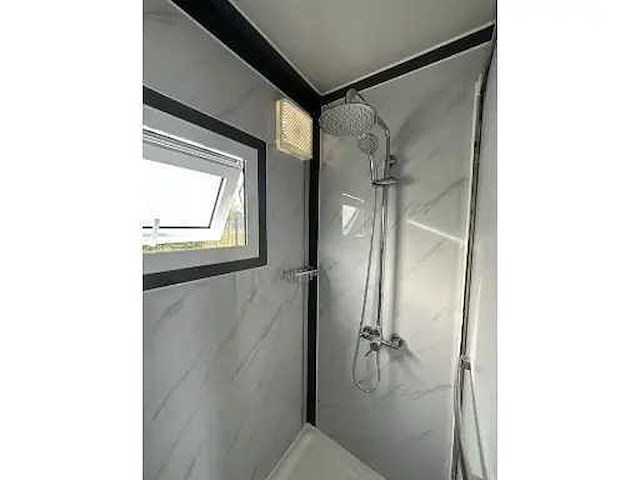 Field mobiele woonunit / tiny home / chalet met 2 slaapkamers + keuken - afbeelding 24 van  46