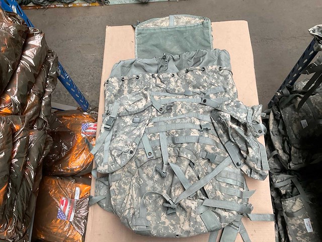 Field rucksack complete set ucp - afbeelding 2 van  3