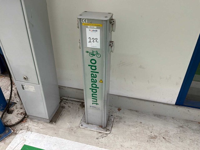 Fiets laadpaal - afbeelding 1 van  4