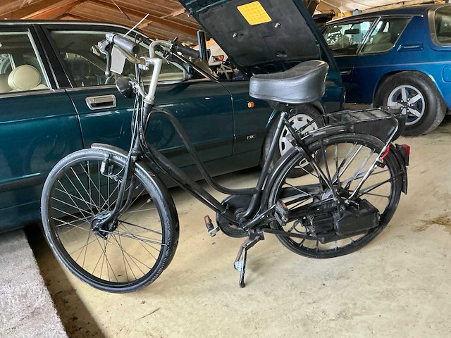 Fiets met hulpmotor - afbeelding 3 van  8