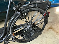 Fiets met hulpmotor - afbeelding 4 van  8