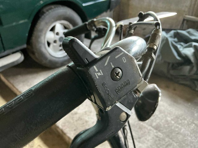 Fiets met hulpmotor - afbeelding 8 van  8