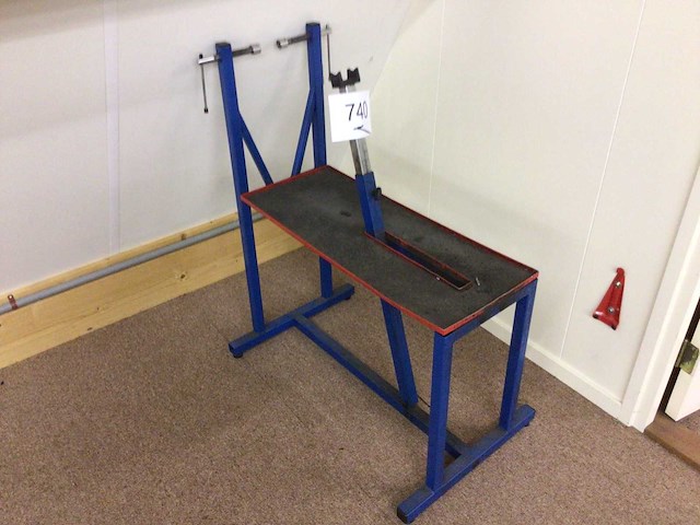 Fiets werkbank - afbeelding 1 van  2