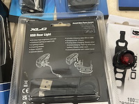 Fietsaccessoires w.o. verlichting, gereedschap, w.o. tacx, xlc, basil - afbeelding 12 van  12