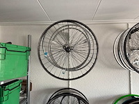 Fietsbanden en onderdelen - afbeelding 21 van  32