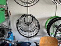 Fietsbanden en onderdelen - afbeelding 7 van  32
