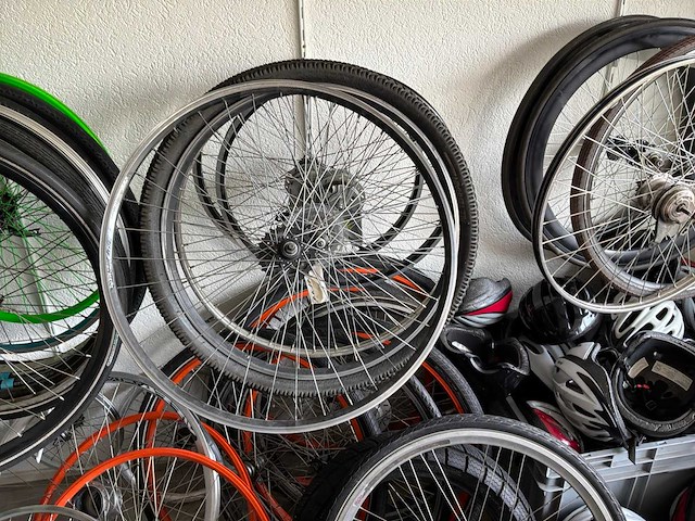 Fietsbanden en onderdelen - afbeelding 10 van  32