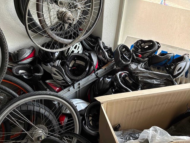 Fietsbanden en onderdelen - afbeelding 11 van  32