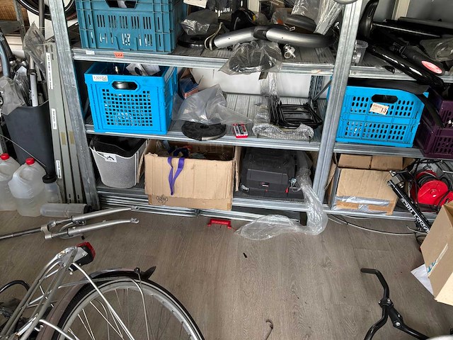 Fietsbanden en onderdelen - afbeelding 31 van  32
