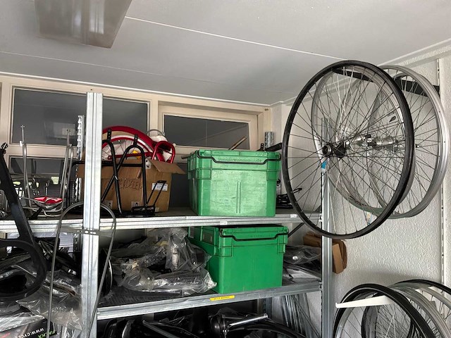 Fietsbanden en onderdelen - afbeelding 15 van  32