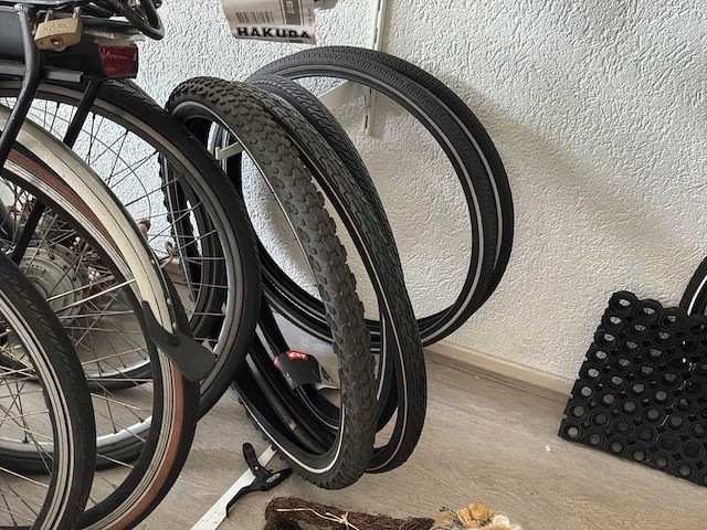 Fietsbanden en onderdelen - afbeelding 19 van  32