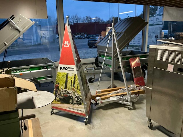 Fietsendrager display (2x) - afbeelding 1 van  7