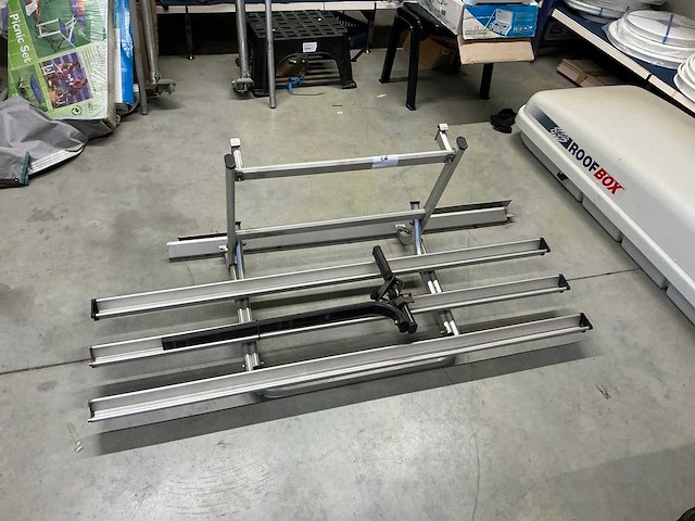 Fietsendrager - afbeelding 1 van  2