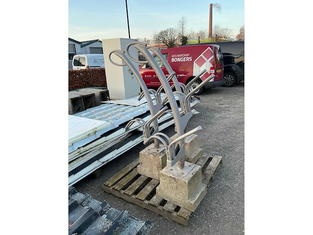 Fietsenrek - afbeelding 2 van  2