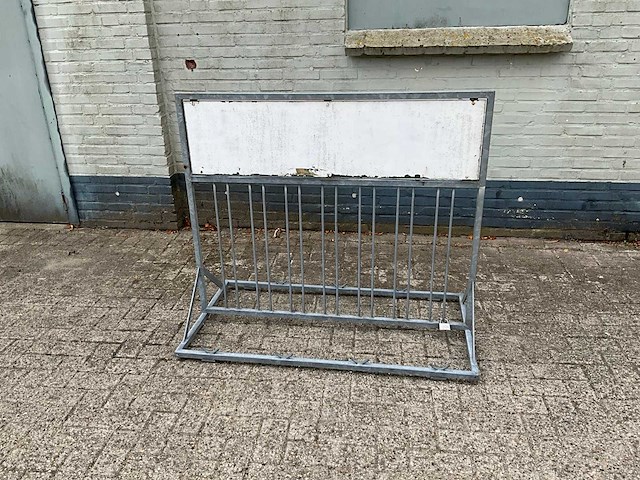 Fietsenrek - afbeelding 2 van  4