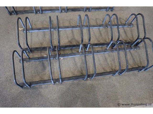 Fietsenrekken - 2 stuks - 132x32x26cm - afbeelding 1 van  3