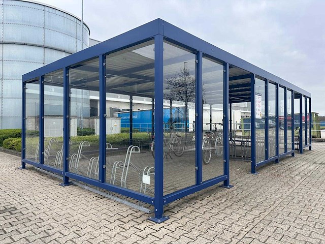 Fietsenstalling 9x4,5x2,5m - afbeelding 1 van  12