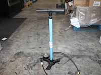 Fietspomp mantel. max 15 bar. - afbeelding 1 van  1