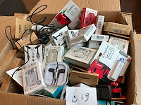 Fifo en poss en kingston - oortje, lader, laadkabel usb stick (110x) - afbeelding 2 van  2