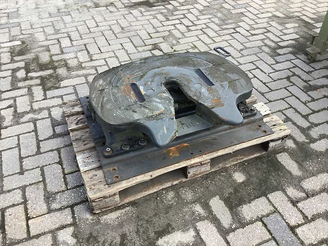 Fifth wheel - afbeelding 1 van  4
