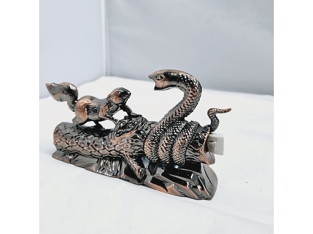 Fighting squirrel aansteker - afbeelding 1 van  5