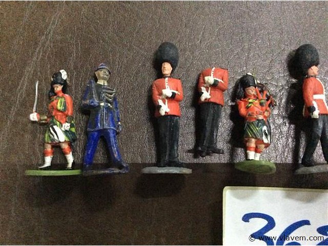 Figuren engeland - afbeelding 2 van  3