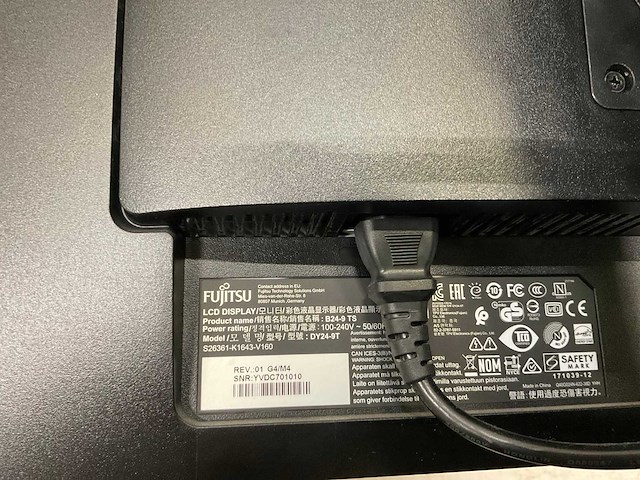 Fijitsu dy24-9t monitor (2x) - afbeelding 4 van  5