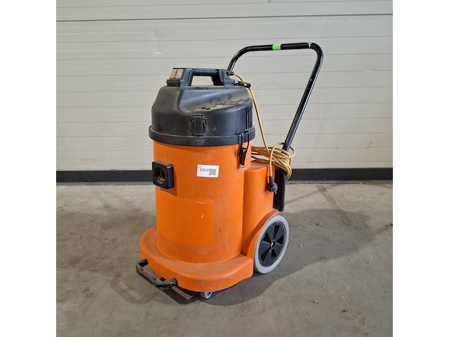 Fijnstofafscheider 230v numatic, ndd 900 a, bouwjaar 2015 - afbeelding 1 van  4