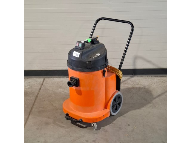 Fijnstofafscheider 230v numatic, ndd 900 a, bouwjaar 2017 - afbeelding 1 van  7