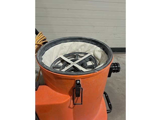 Fijnstofafscheider 230v numatic, ned 900 a, bouwjaar 2017 - afbeelding 2 van  12