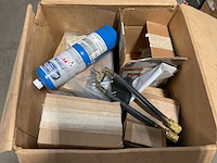 Filler & bleeder kit - afbeelding 1 van  4