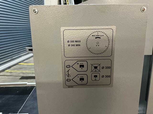 Fimal - 2018 - concept 350 - formaatcirkelzaagmachine - afbeelding 14 van  24