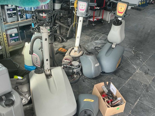 Fimap minny 16 compacte schrob-/zuigmachine (vloerreinigingsmachine) - afbeelding 4 van  22