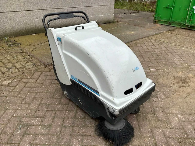 Fimap q65b elektrische straatveegmachine - afbeelding 3 van  10