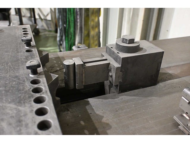 Fimau 25 buigmachine - afbeelding 8 van  12